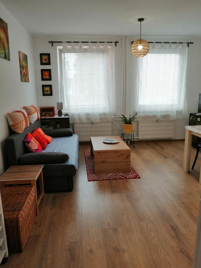 Slavik Apartment Дунавска Стреда Екстериор снимка